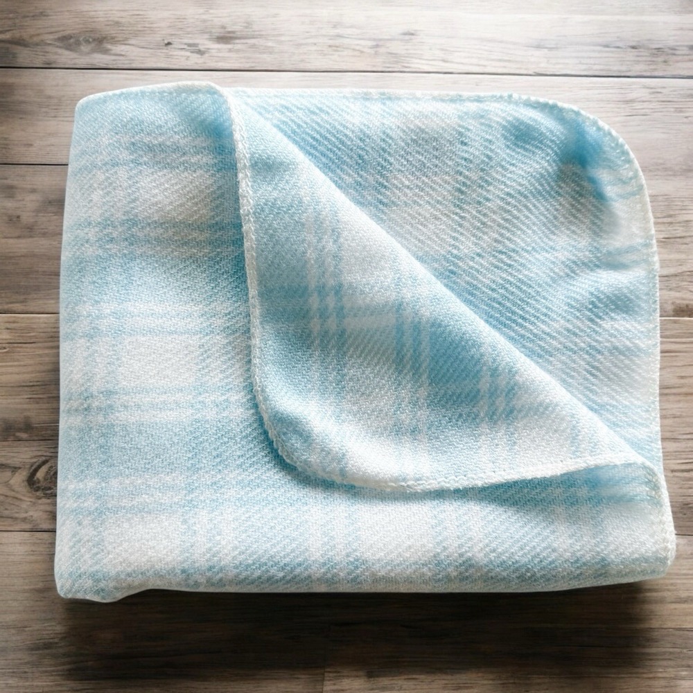 GiGi Knits Vintage 80s 90s Blue Plaid Baby Receiving Blanket NOS Acrylic NWOT - Picture 2 of 9